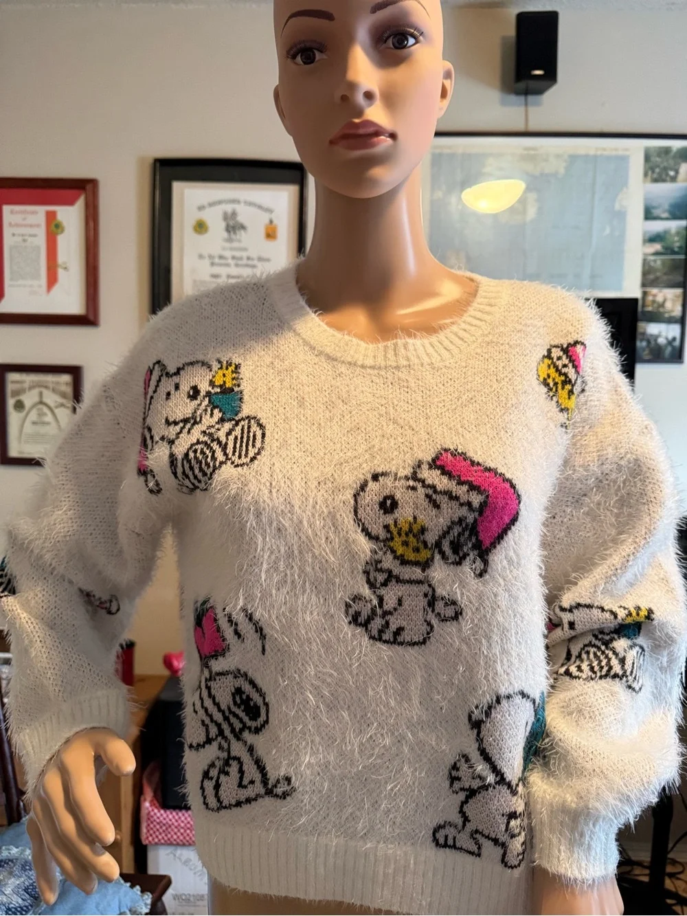 JUSTICE White Fuzzy Cartoon Snoopy Crewneck Sweater. Super soft!